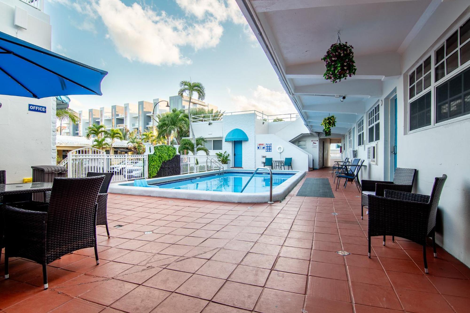 Pousada Suites Hollywood Exterior foto